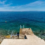 Βίλα Seafront - Private Jacuzzi Blato (Korcula)