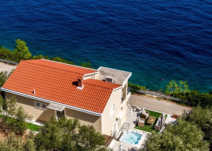 빌라 Seafront - Private Jacuzzi Blato (Korcula)