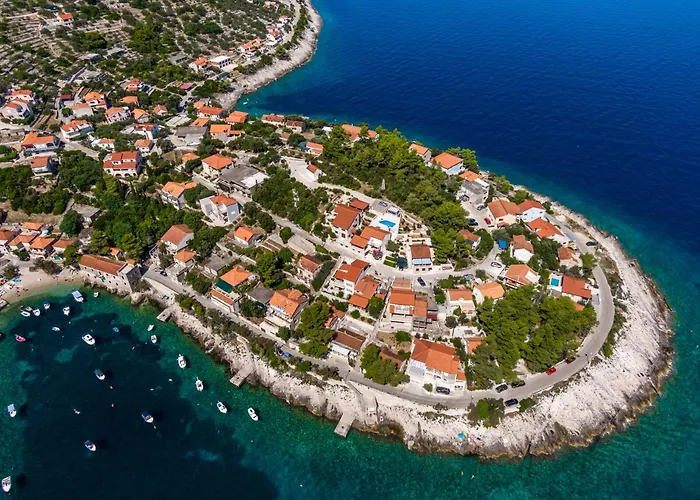 Seafront - Private Jacuzzi 빌라 *