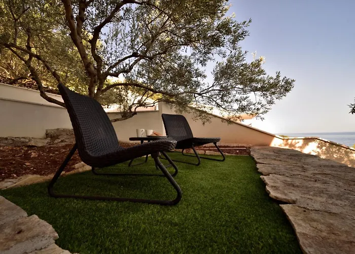 Seafront - Private Jacuzzi 빌라 Blato (Korcula)